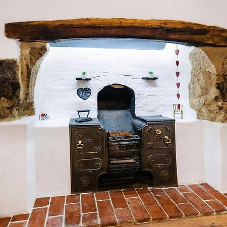 "Wesley House" Historic Home In Town Centre With Parking シュルーズベリー エクステリア 写真