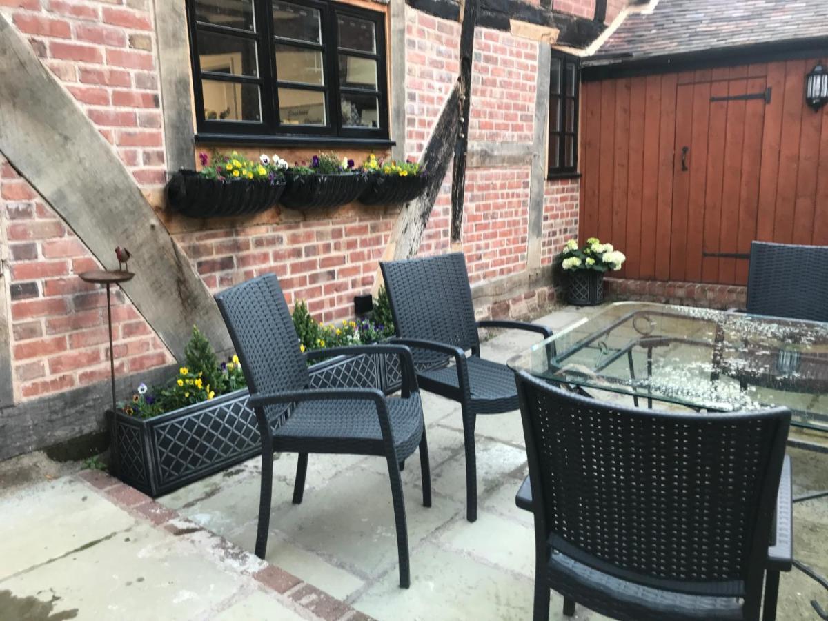 "Wesley House" Historic Home In Town Centre With Parking シュルーズベリー エクステリア 写真